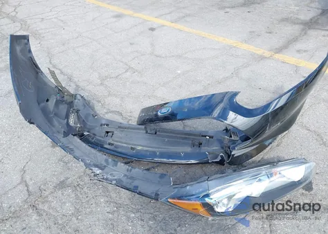 2019 Ford Fiesta St Line z USA, uszkodzony, nr VIN 3FADP4DJ3KM127578